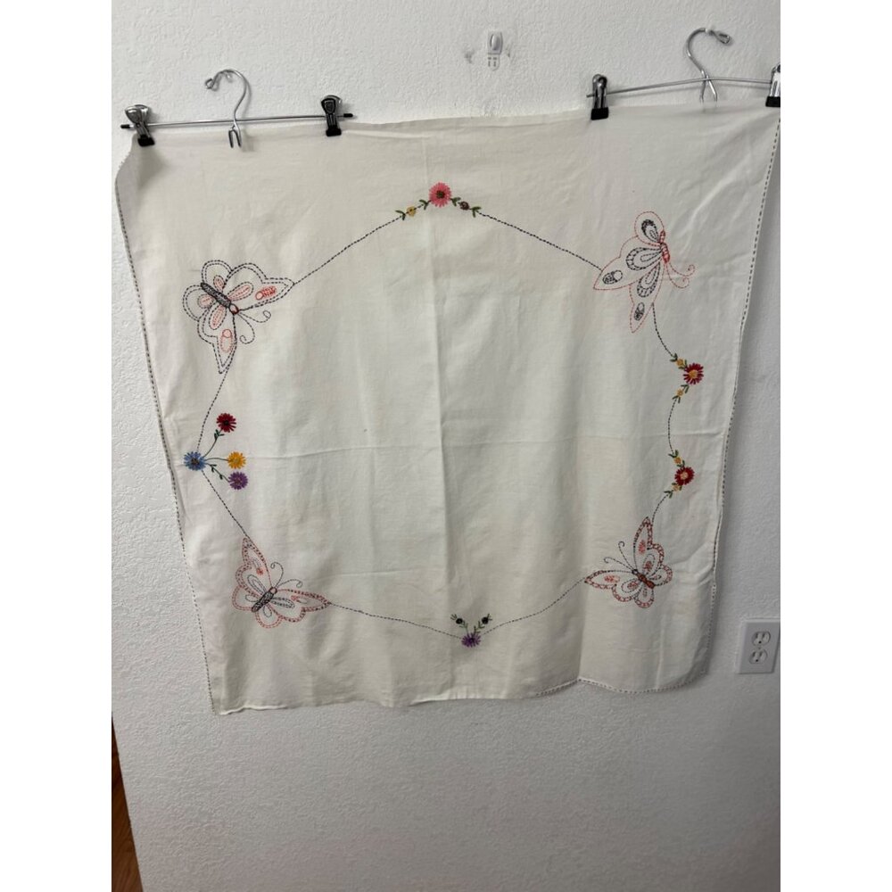 Embroidered flower butterfly tablecloth multicolored